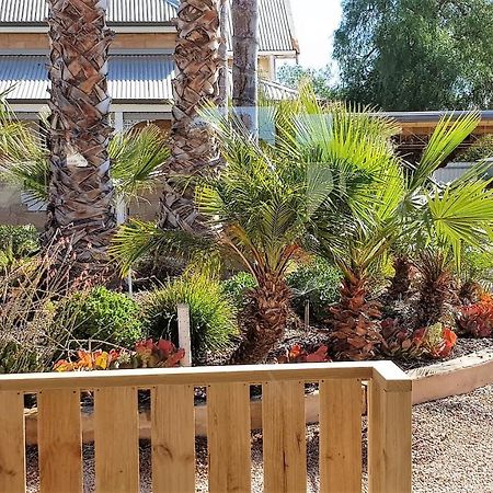 The Courtyard - Garden View Studio Port Pirie Extérieur photo